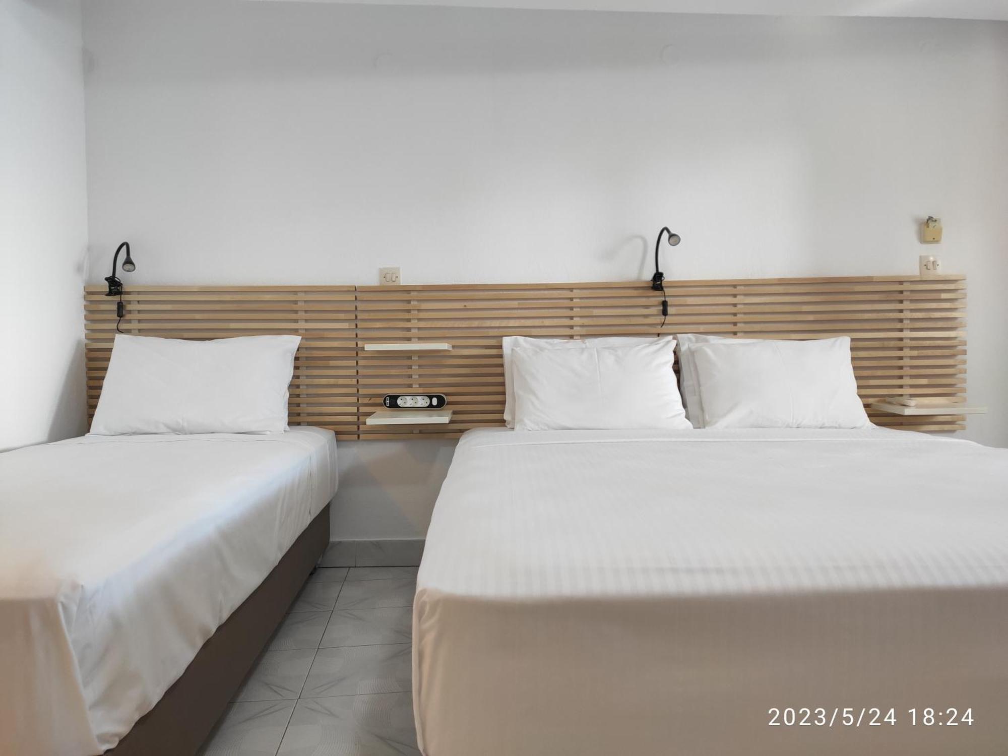 Para Thin Alos Inn ネオス・マルマラス エクステリア 写真